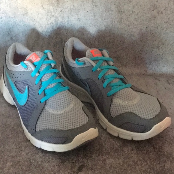 NWB Nike Flex Experience Sz 8 - Picture 2 of 6